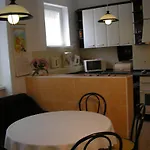 Vacation Up To 10 Apartman Pozsony