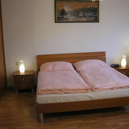 Vacation Up To 10 Apartman